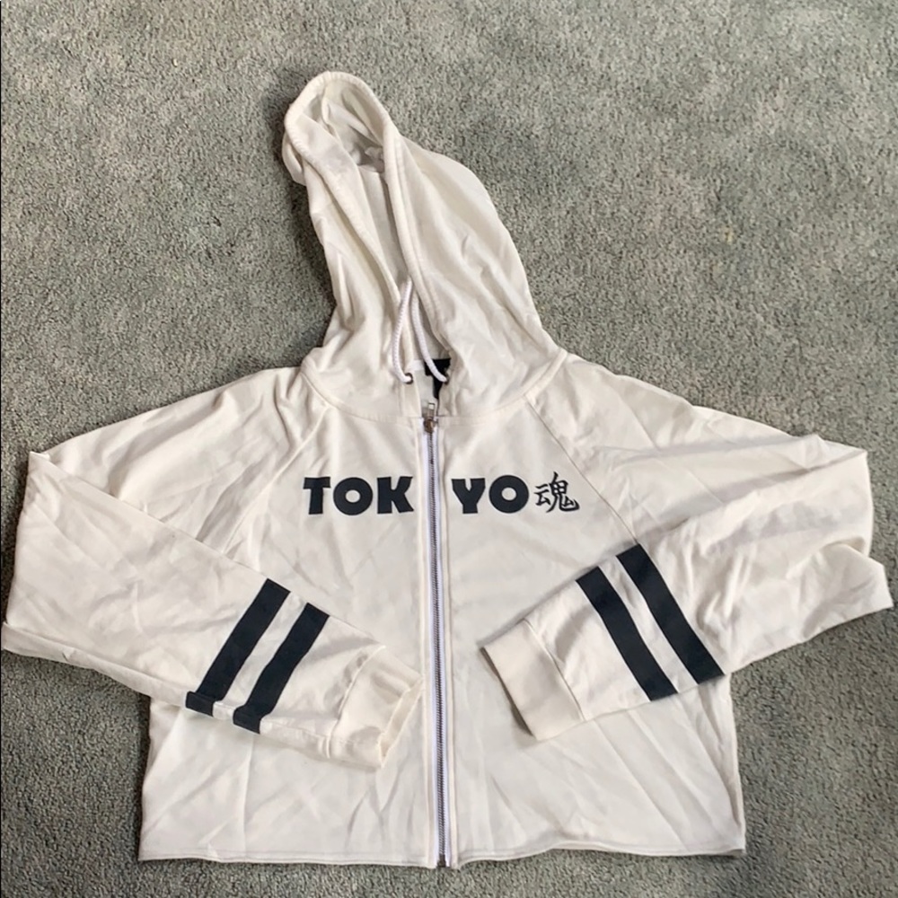 Wet Seal Crop Top Sweatshirt